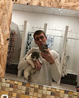 Артем Долматов